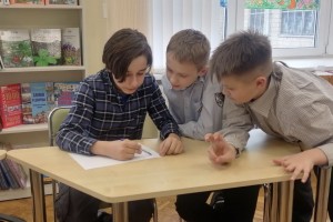 Журнал "Рюкзачок" встретился с 6-классниками в библиотеке имени Пушкина