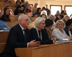 Выхоўваць грамадзяніна праз кнігу: семінар-прэзентацыя ў Акадэміі паслядыпломнай адукацыі