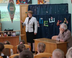 “Сонечны чараўнік” Вiткi нясе цяплыню дзецям