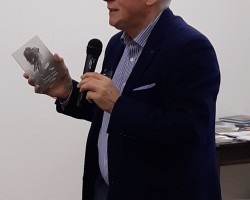 Презентация книги Я. Лауцюса «Благослови себя» с дополненной реальностью Презентация книги Я. Лауцюса «Благослови себя» с дополненной реальностью