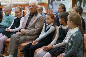 “Сонечны чараўнік” Вiткi нясе цяплыню дзецям