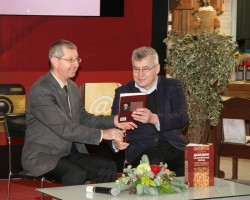 Першы ў краіне даведнік па лiтаратурнай праўцы