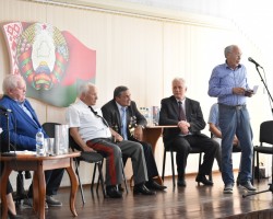 Новинка серии «Асобы»: книга о полковнике милиции Викторе Пекарском Новинка серии «Асобы»: книга о полковнике милиции Викторе Пекарском