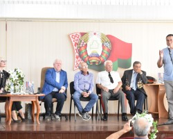 Новинка серии «Асобы»: книга о полковнике милиции Викторе Пекарском Новинка серии «Асобы»: книга о полковнике милиции Викторе Пекарском