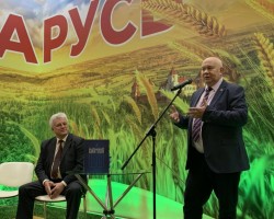 Презентация книг «Белорусский биатлон. 60 лет» и «99 знаменитых мест Беларуси» Презентация книг «Белорусский биатлон. 60 лет» и «99 знаменитых мест Беларуси»