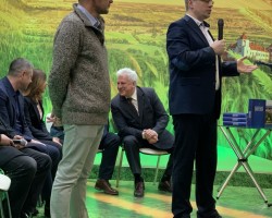 Презентация книг «Белорусский биатлон. 60 лет» и «99 знаменитых мест Беларуси» Презентация книг «Белорусский биатлон. 60 лет» и «99 знаменитых мест Беларуси»