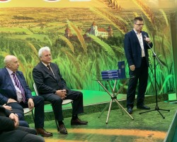 Презентация книг «Белорусский биатлон. 60 лет» и «99 знаменитых мест Беларуси» Презентация книг «Белорусский биатлон. 60 лет» и «99 знаменитых мест Беларуси»