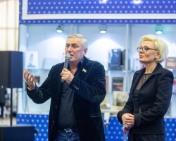 Презентация книги Л. Кучеровой  "Живая боль войны"