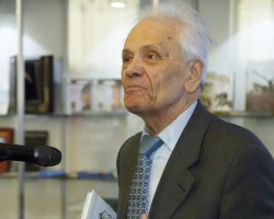 Прэзентацыя кнігі для дзяцей У. Лiпскага "Я тут жыву" Прэзентацыя кнігі для дзяцей У. Лiпскага "Я тут жыву"