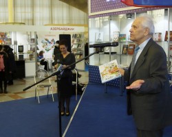 Прэзентацыя кнігі для дзяцей У. Лiпскага "Я тут жыву" Прэзентацыя кнігі для дзяцей У. Лiпскага "Я тут жыву"