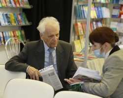 Прэзентацыя кнігі для дзяцей У. Лiпскага "Я тут жыву" Прэзентацыя кнігі для дзяцей У. Лiпскага "Я тут жыву"