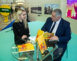 Куды вядуць «Дарогі да Паднябеснай»: прэзентацыя кнігі Алеся Карлюкевіча