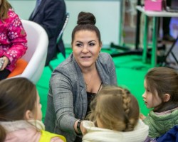 «Вясёлка», «Буся» і «Грошык і таямнічы кошык»: прэзентацыі для дзяцей у другі выставачны дзень