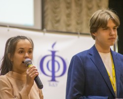 Урачыстае падвядзенне вынікаў конкурсу эсэ «Пуцявінамі беларускага пісьменства» адбылося на філалагічным факультэце БДУ