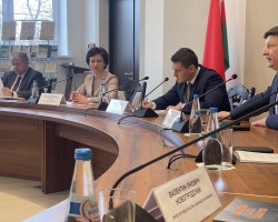 Дыялогавая пляцоўка па абмеркаванні рукапісу вучэбнага выдання па дысцыпліне «Гісторыя беларускай дзяржаўнасці» прайшла ў Гродне