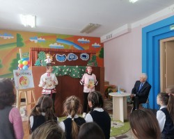 Часопісы «Вясёлка» і «Буся» ў Слуцкай раённай цэнтральнай бібліятэцы Часопісы «Вясёлка» і «Буся» ў Слуцкай раённай цэнтральнай бібліятэцы