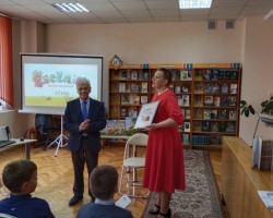 Часопісы «Вясёлка» і «Буся» ў Слуцкай раённай цэнтральнай бібліятэцы Часопісы «Вясёлка» і «Буся» ў Слуцкай раённай цэнтральнай бібліятэцы