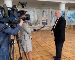 Премьерный показ спектакля «Валентина» прошёл в столичном Доме Москвы Премьерный показ спектакля «Валентина» прошёл в столичном Доме Москвы