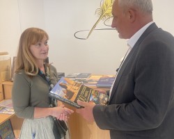 «Кніжны клуб пісьменнікаў» — пляцоўка творчасці і натхнення «Кніжны клуб пісьменнікаў» — пляцоўка творчасці і натхнення