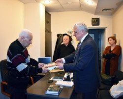 Виктор Лазебник и три его войны