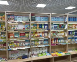  Вядомая дзіцячая пісьменніца Алена Масла наведала  нашу кнігарню ў ГЦ "Сталіца" 