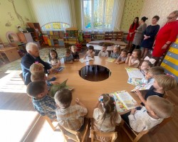 Дзень народзінаў дзіцячага садка «Ліхтарык» разам з часопісамі «Вясёлка» і «Буся»