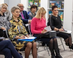 Совещание главных редакторов изданий, входящих в состав РУП «Издательство «Адукацыя і выхаванне» прошло 2 декабря Совещание главных редакторов изданий, входящих в состав РУП «Издательство «Адукацыя і выхаванне» прошло 2 декабря