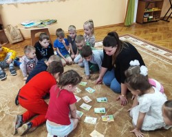 Часопісы “Буся” і “Рюкзачок. ВЕСЁЛЫЙ ЗООПАРК” завіталі да чытачоў з дзіцячага сада № 335 г. Мінска.