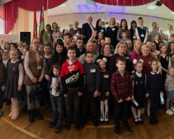 Издательство "Адукацыя і выхаванне" приняло участие в районном празднике «День книги» в гимназии г. Фаниполя