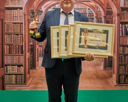 Издательство “Адукацыя і выхаванне” стало обладателем четырех наград на Национальном конкурсе «Искусство книги». Издательство “Адукацыя і выхаванне” стало обладателем четырех наград на Национальном конкурсе «Искусство книги».