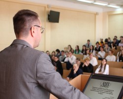 Главный редактор журналов «Беларускі гістарычны часопіс» и «Гісторыя і грамадазнаўства» принял участие в Декаде студенческой науки БГПУ