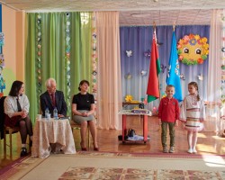 Часопіс “Буся” наведаў бусянятак у дзіцячым садку № 475. Часопіс “Буся” наведаў бусянятак у дзіцячым садку № 475.