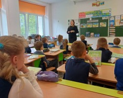 В преддверии Дня Победы посетили второклассников школы N° 115. В преддверии Дня Победы посетили второклассников школы N° 115.