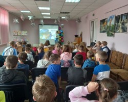 Начинаем летние каникулы познавательно и весело с журналами серии «Рюкзачок». Начинаем летние каникулы познавательно и весело с журналами серии «Рюкзачок».