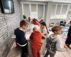 Шестой школьный день с журналами серии «Рюкзачок» Шестой школьный день с журналами серии «Рюкзачок»